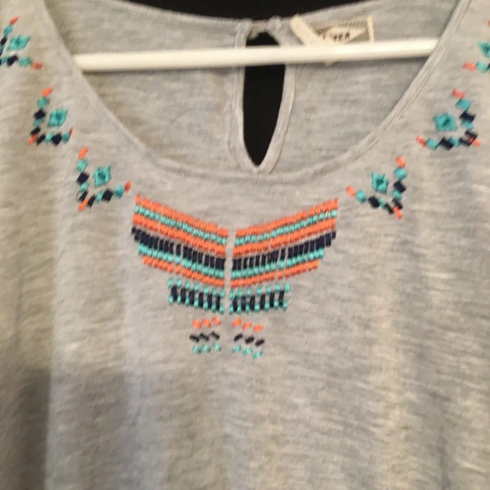 Shirt - Picture 2 of 3